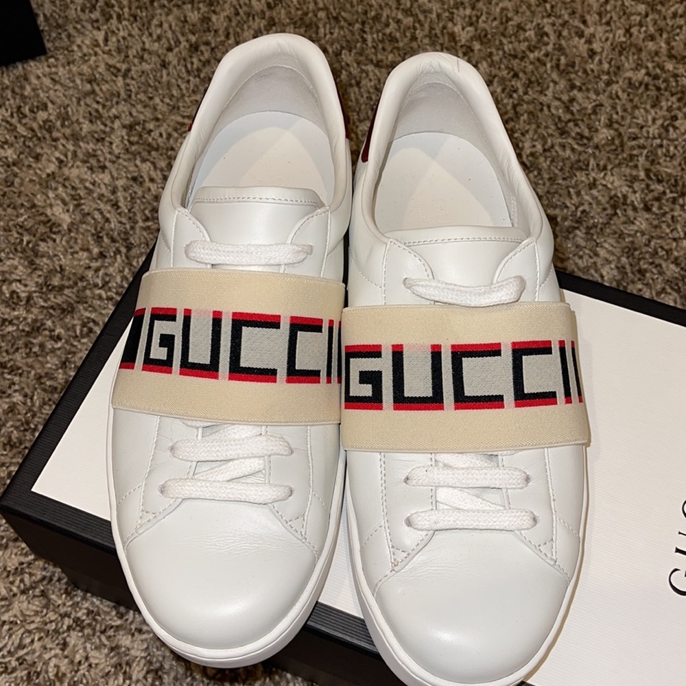 Authentic Gucci Ace Stripe Sneakers - Picture 5 of 7